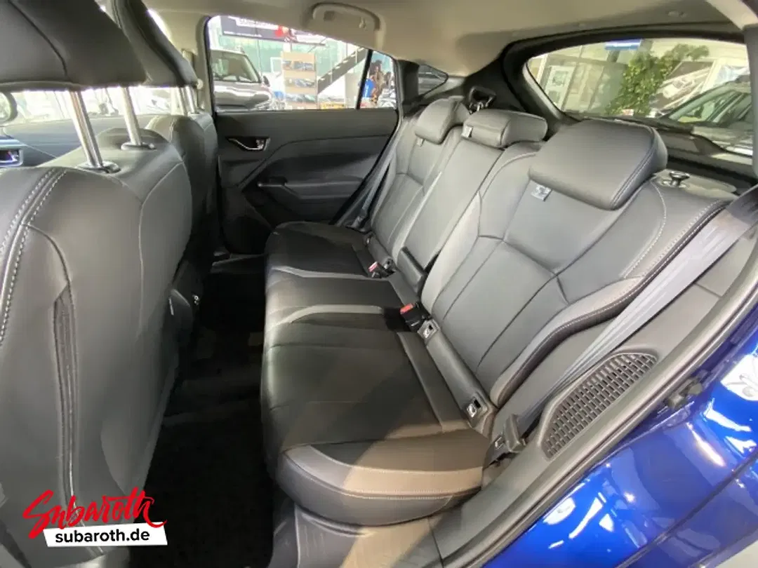 Subaru Impreza 2.0 AWD Platinum - Thumbnail 15