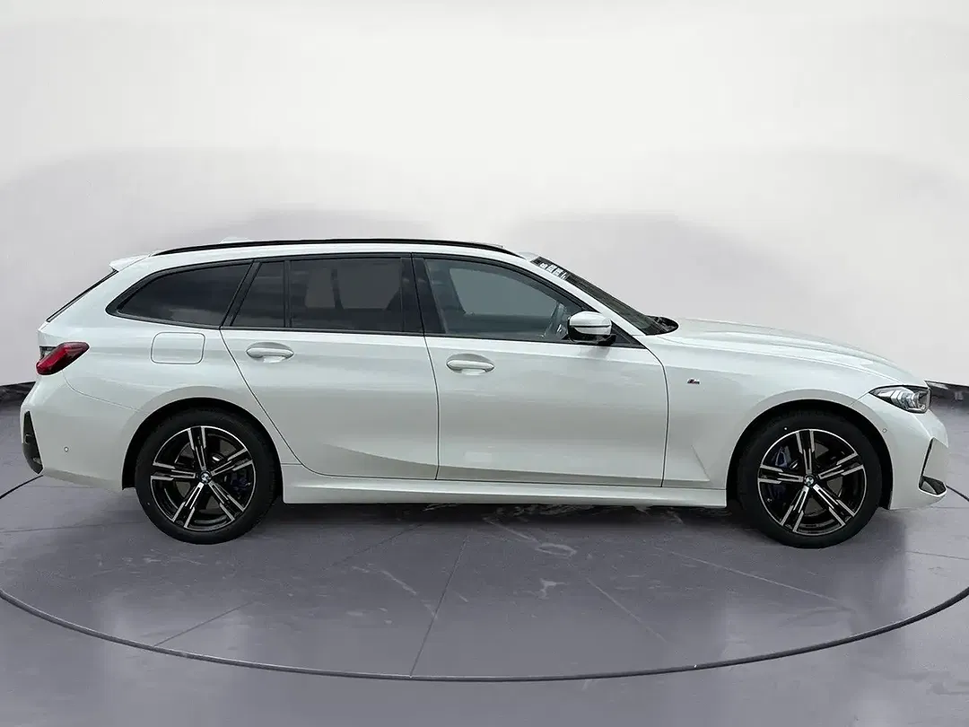 BMW 330 Touring M Sport - Thumbnail 5