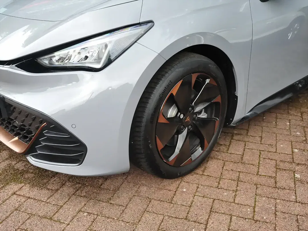 CUPRA Born Edition - Thumbnail 4