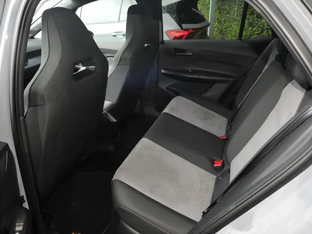 CUPRA Born Edition - Thumbnail 9
