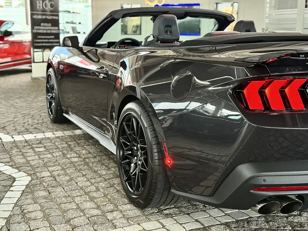Ford Mustang 5.0 GT - Thumbnail 19