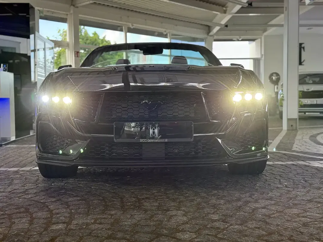 Ford Mustang 5.0 GT - Thumbnail 3