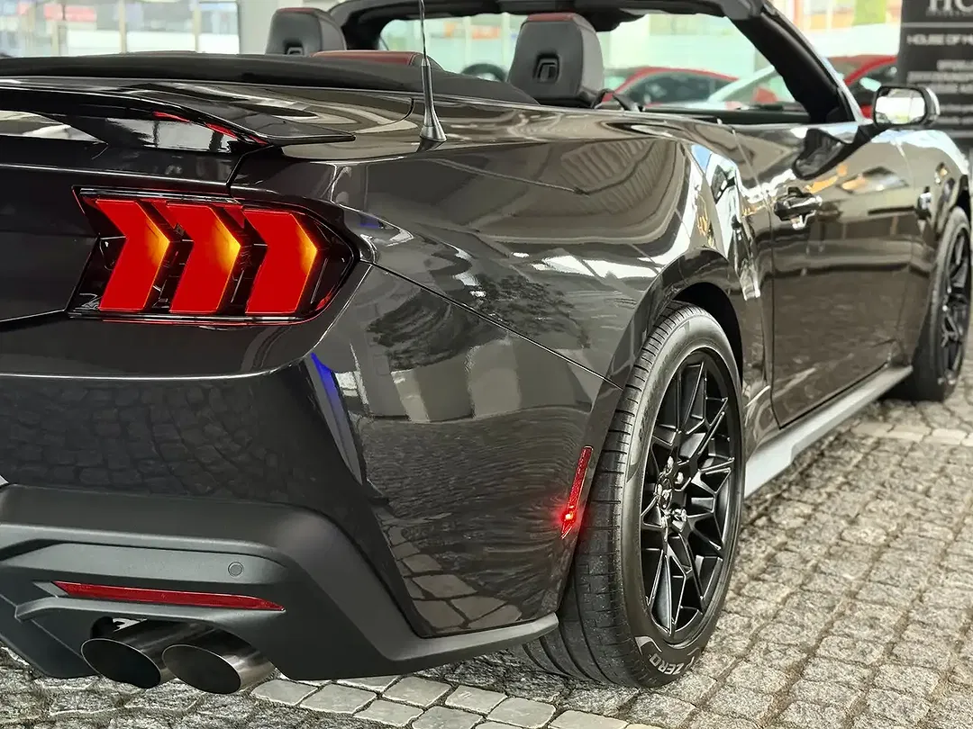 Ford Mustang 5.0 GT - Thumbnail 37