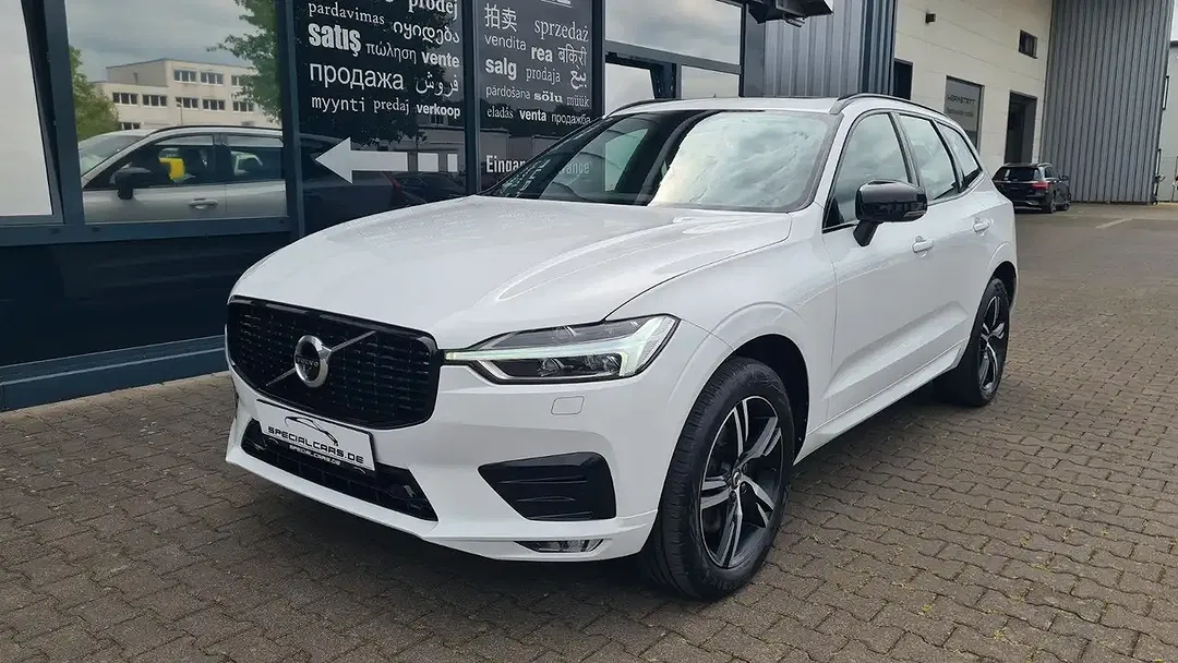 Volvo XC60 B4 R-Design - foto 2