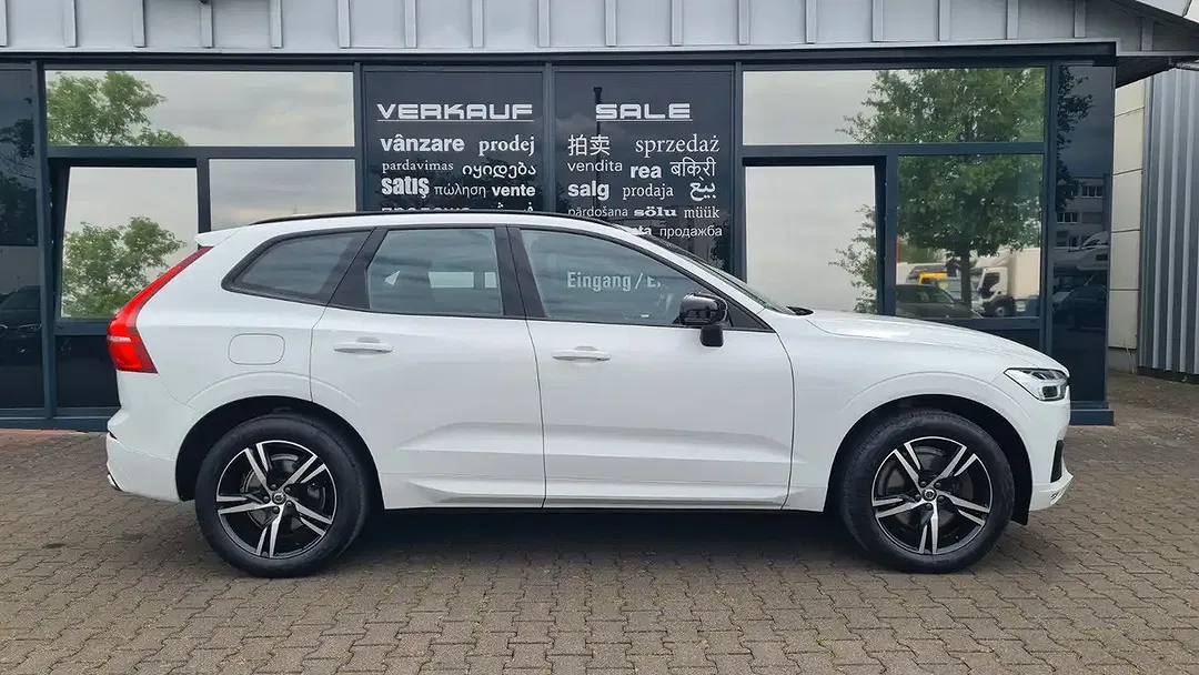 Volvo XC60 B4 R-Design - Thumbnail 5