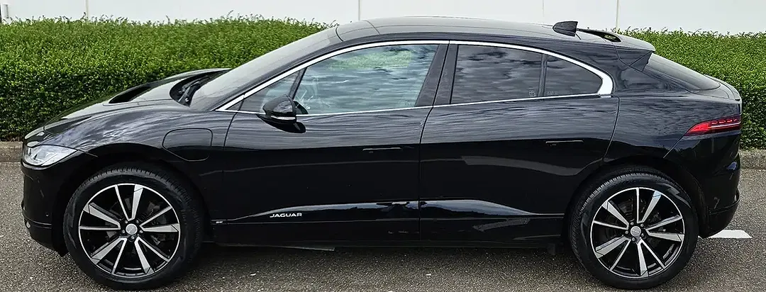 Jaguar I-Pace EV400 - Thumbnail 5