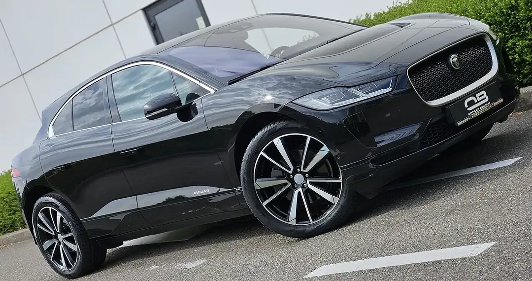 Jaguar I-Pace EV400 - Thumbnail 6