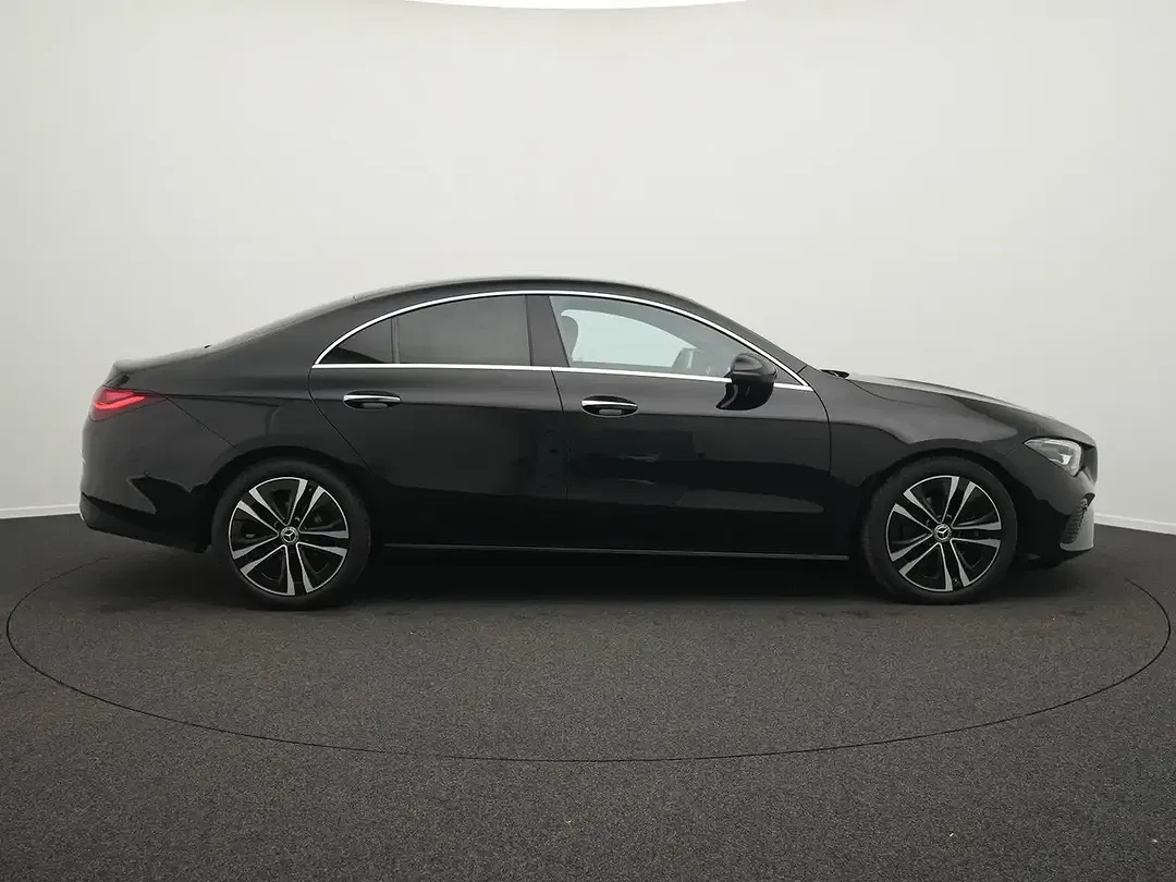 Mercedes-Benz CLA 180 Plus - Thumbnail 5