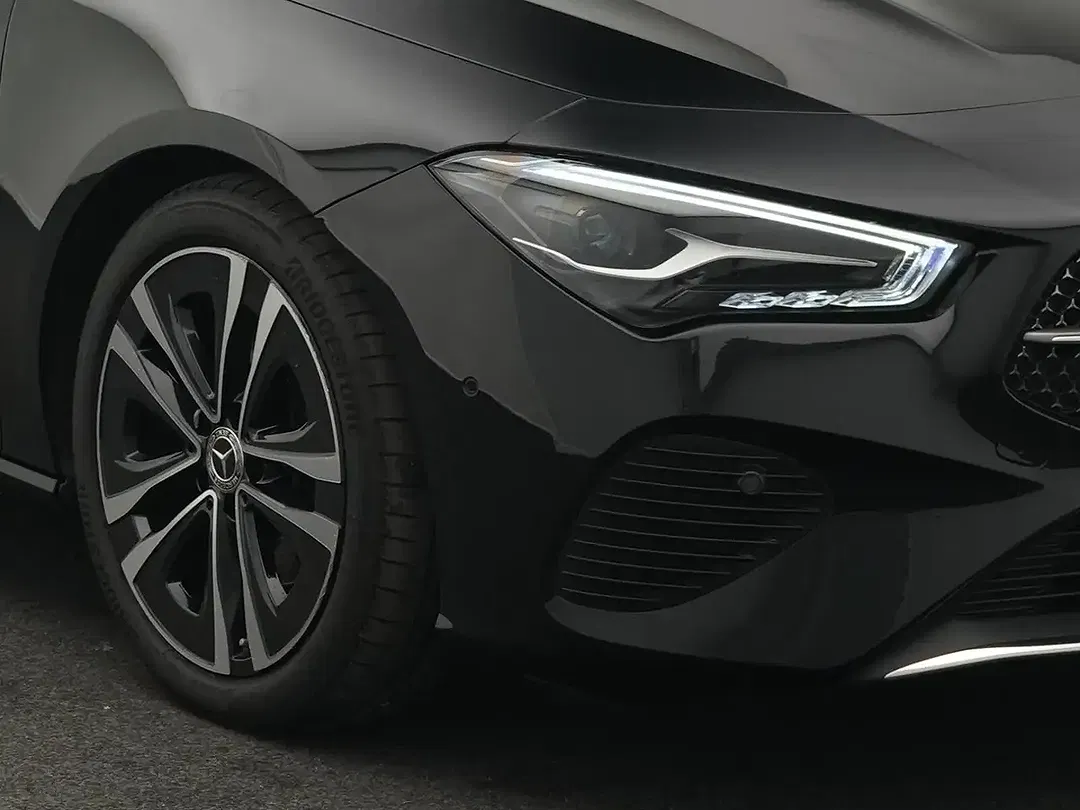 Mercedes-Benz CLA 180 Plus - Thumbnail 9