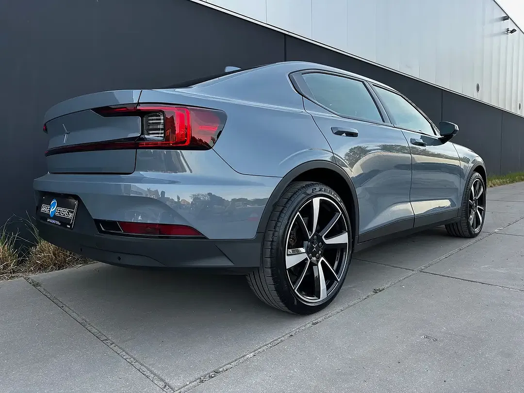 Polestar 2 - Thumbnail 3