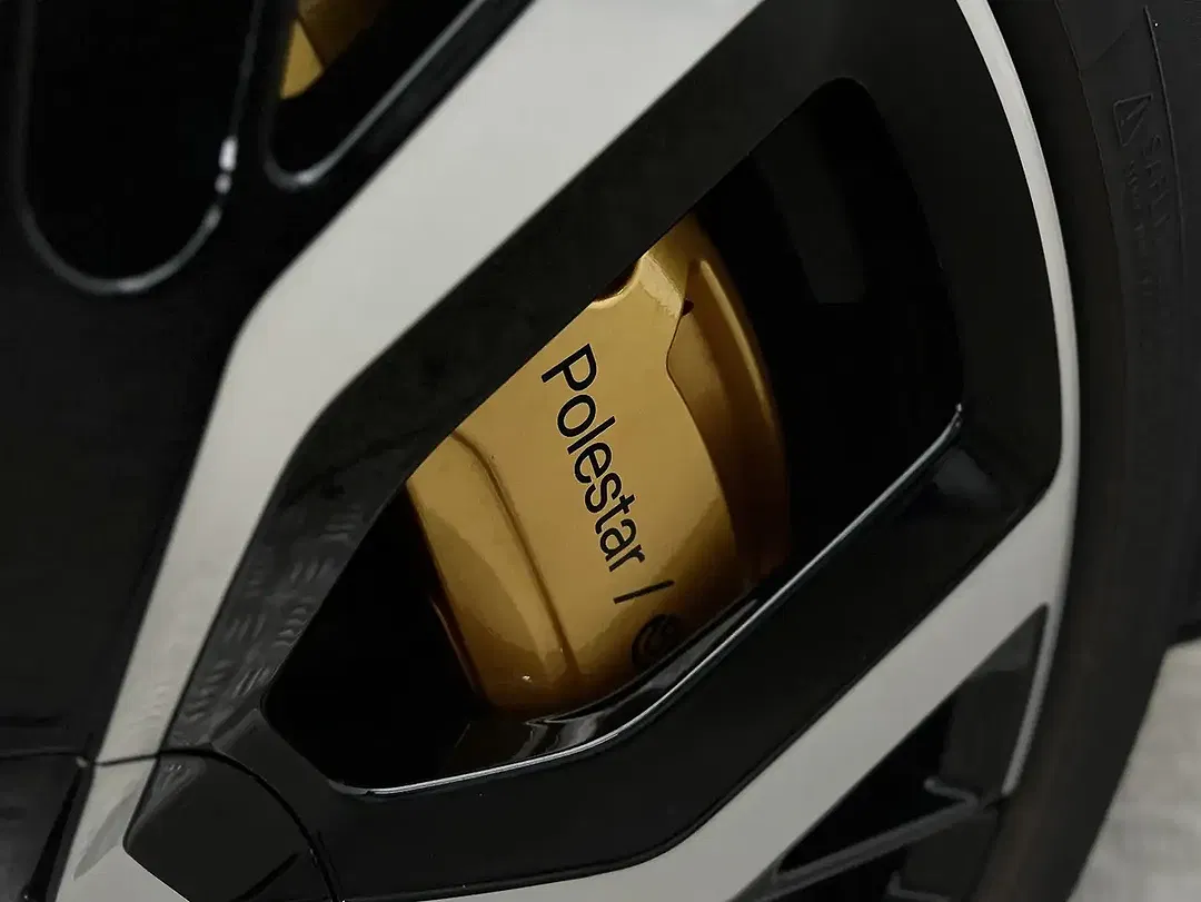 Polestar 2 Long Range - Thumbnail 12
