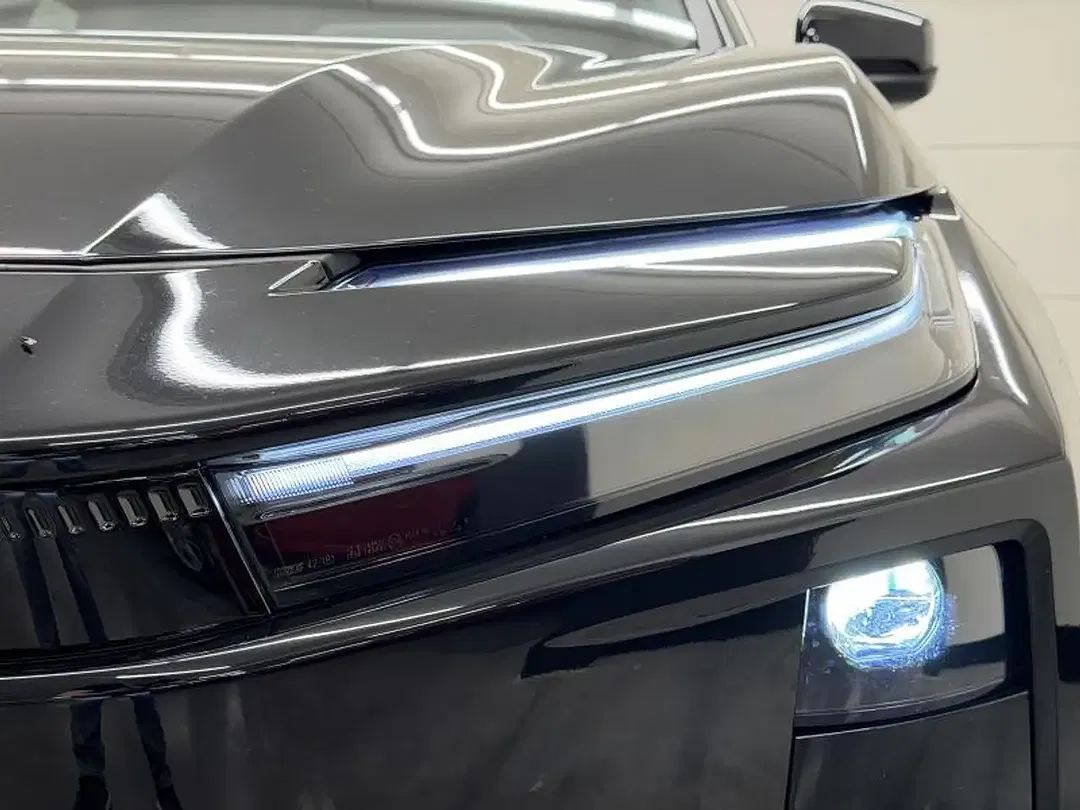Toyota C-HR+ - Thumbnail 5