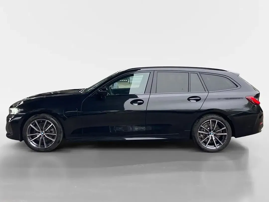 BMW 330 - Thumbnail 4