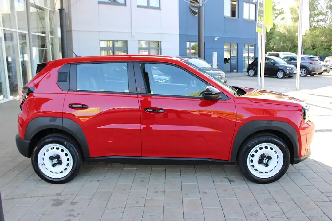 Fiat Grande Panda EV RED - Thumbnail 6