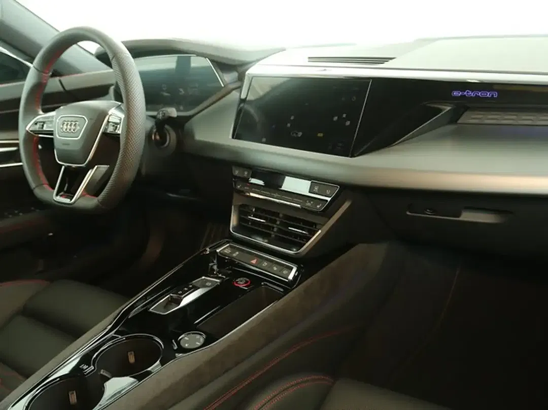 Audi RS e-tron GT quattro - Thumbnail 11