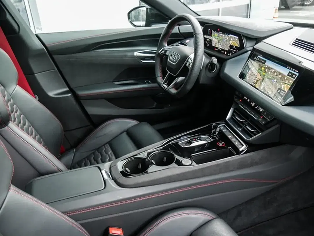 Audi RS e-tron GT quattro - Thumbnail 3