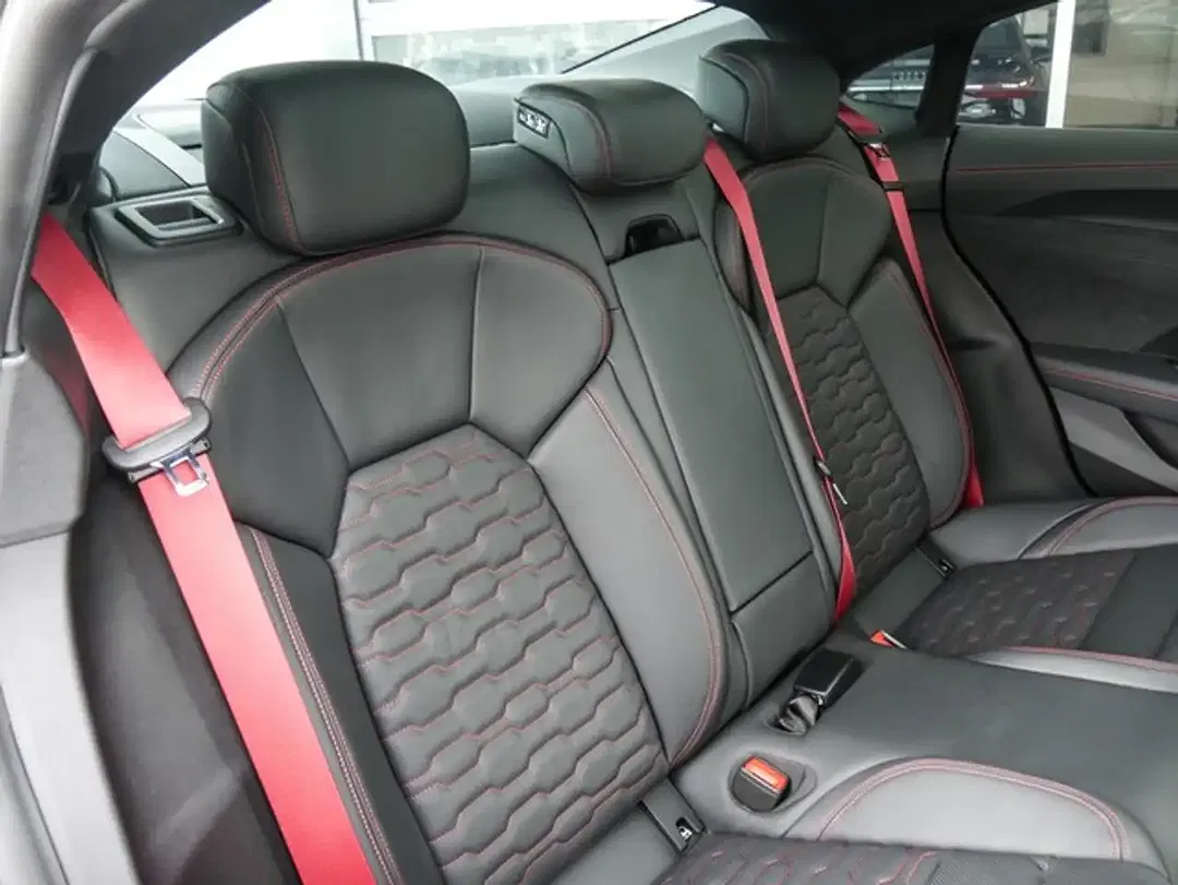 Audi RS e-tron GT quattro - Thumbnail 4