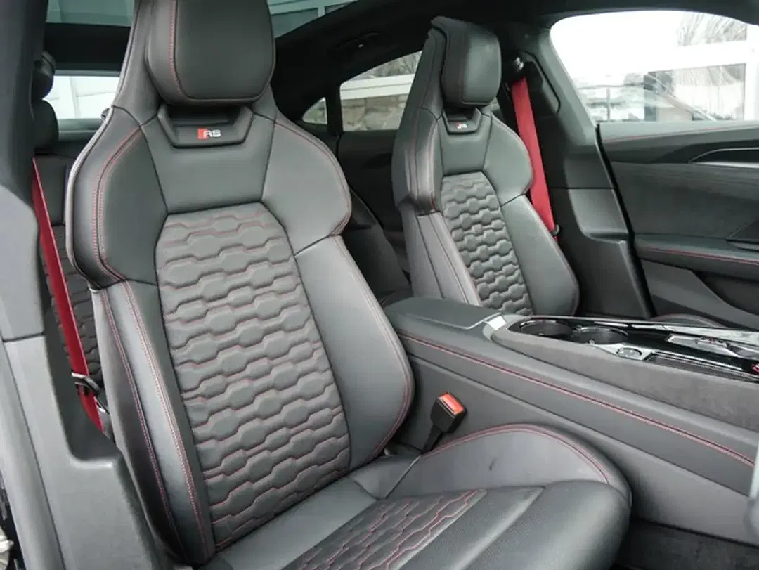 Audi RS e-tron GT quattro - Thumbnail 6