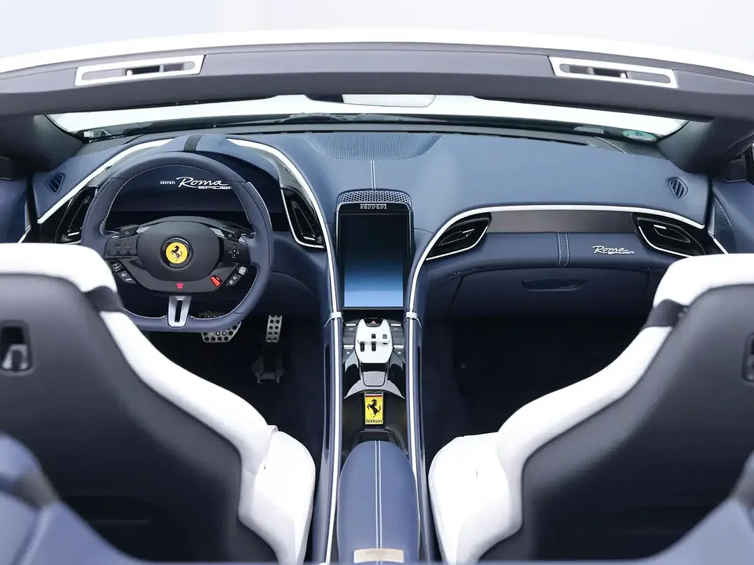 Ferrari Roma Spider - Thumbnail 10