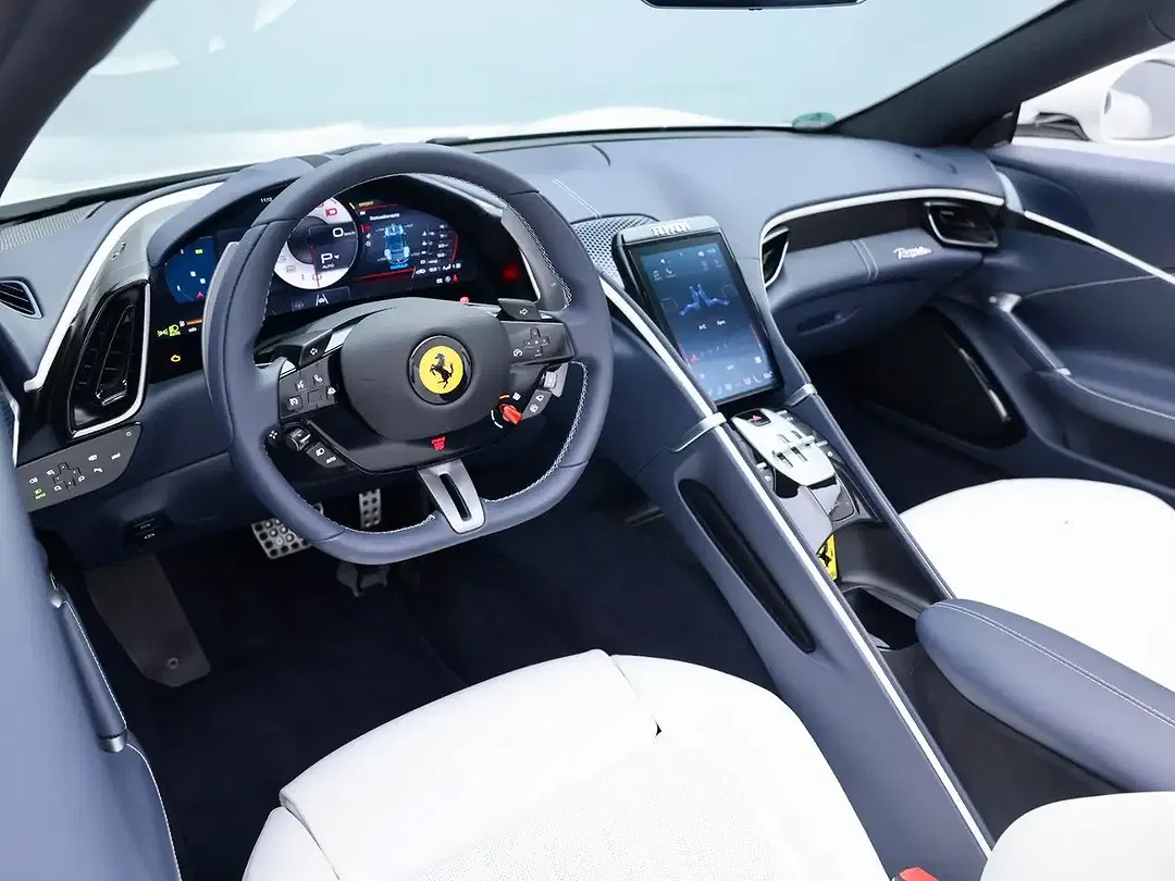 Ferrari Roma Spider - Thumbnail 12