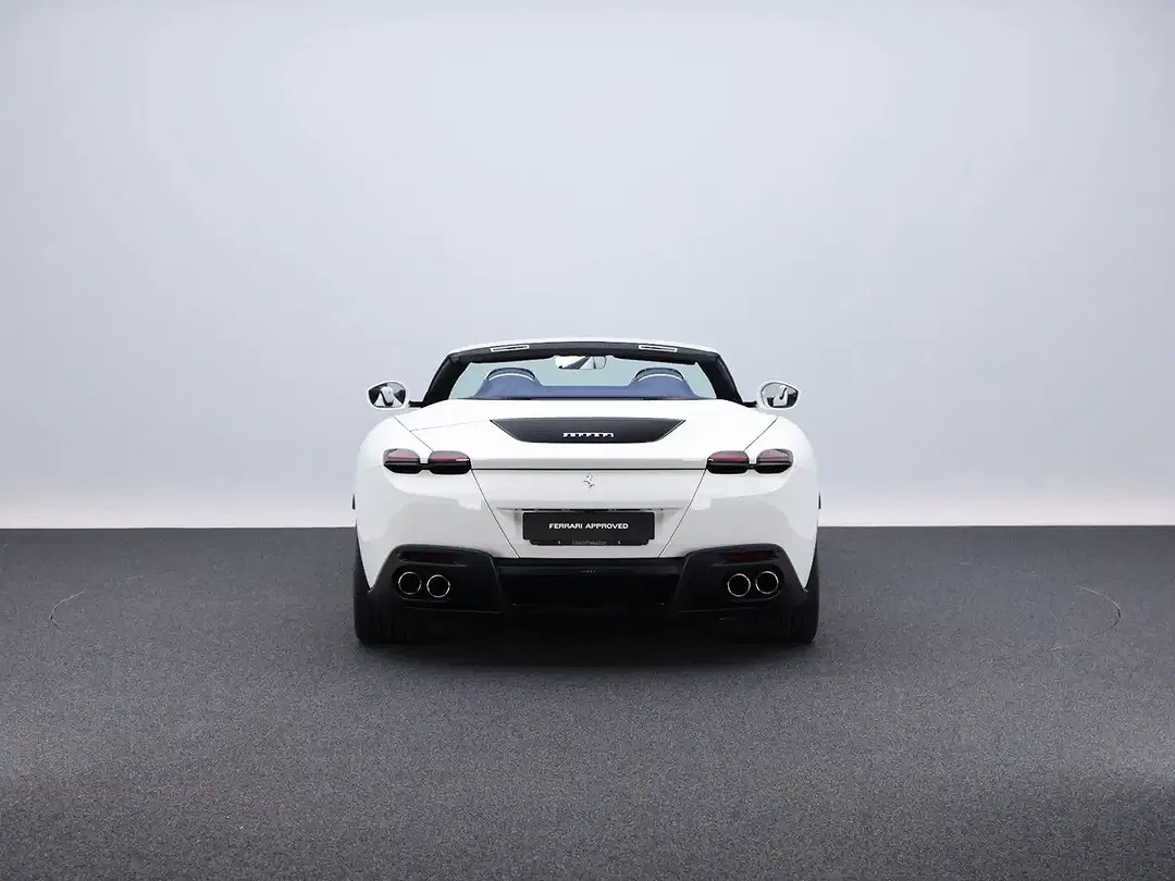 Ferrari Roma Spider - Thumbnail 7