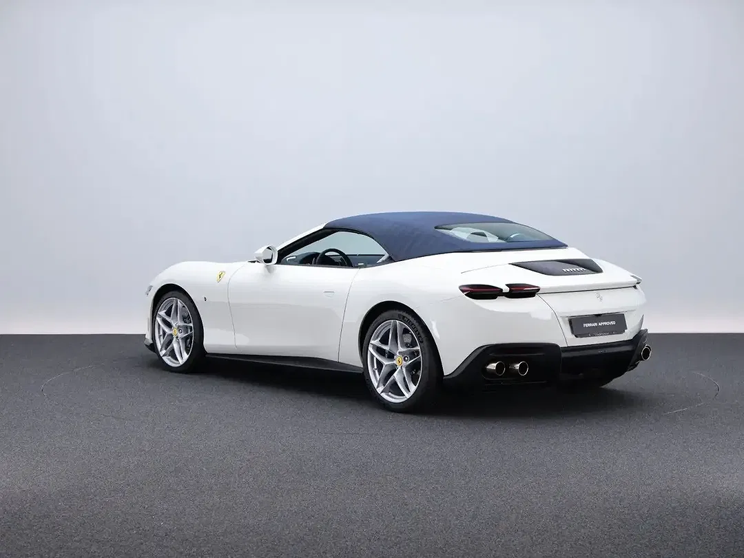 Ferrari Roma Spider - Thumbnail 8
