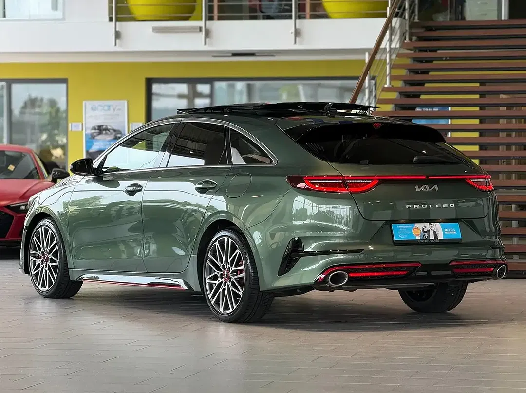 Kia ProCeed / pro_cee'd GT - Thumbnail 3