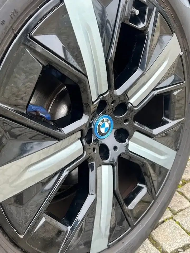 BMW iX - foto 11