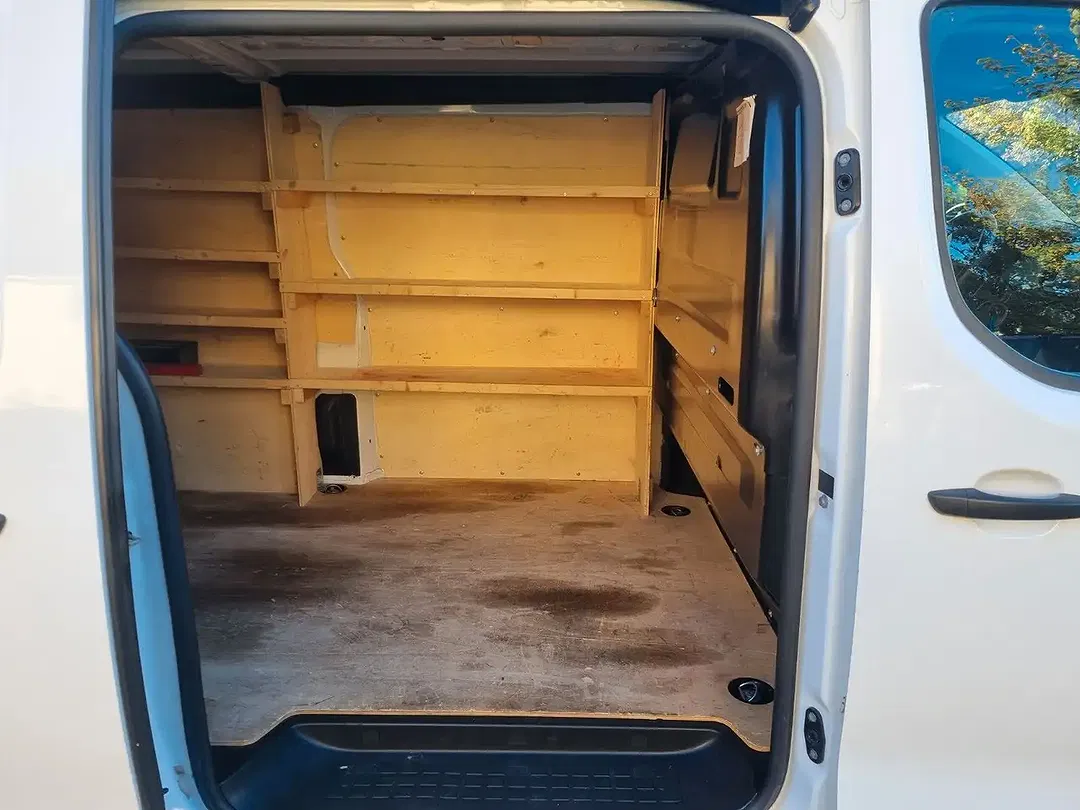 Opel Vivaro L2H1 - Thumbnail 10