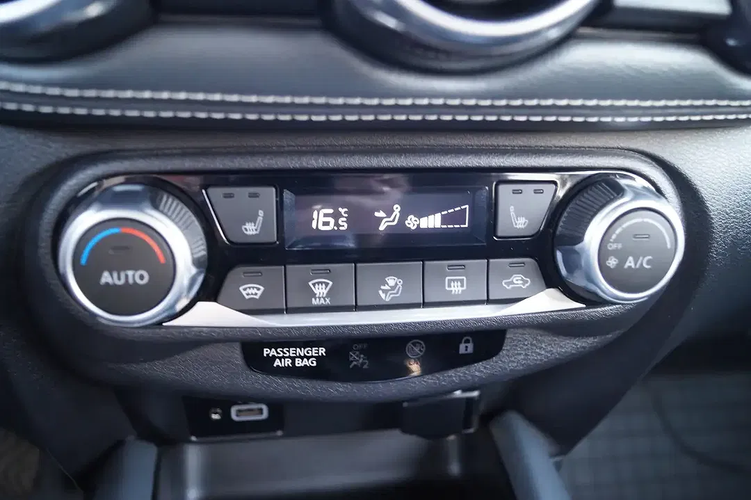 Nissan Juke N-Connecta - Thumbnail 10