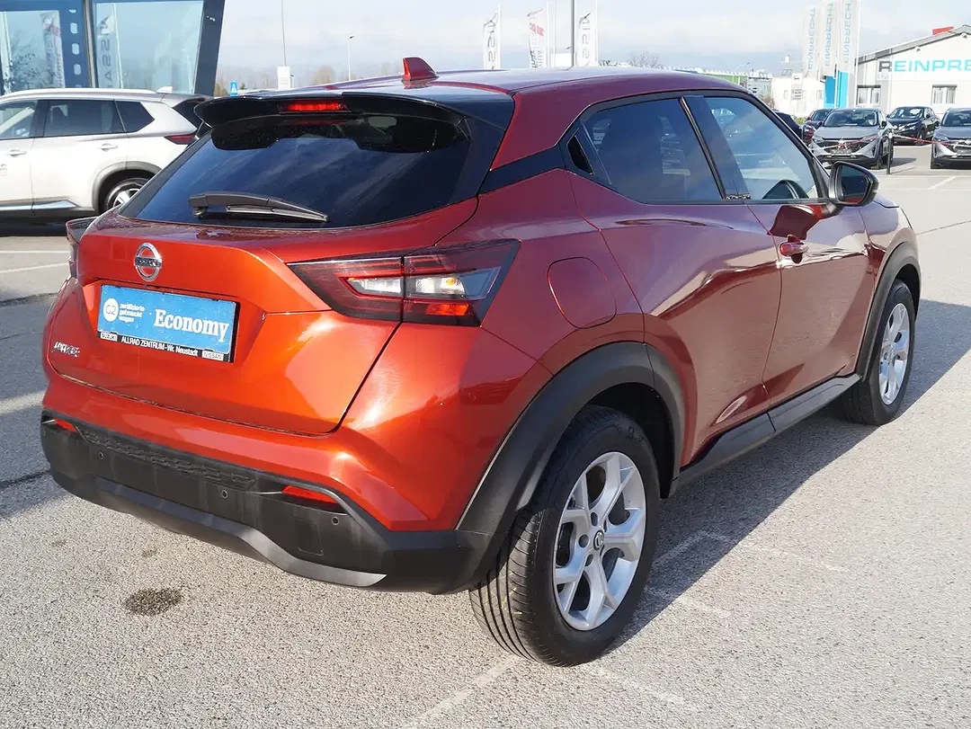 Nissan Juke N-Connecta - Thumbnail 3