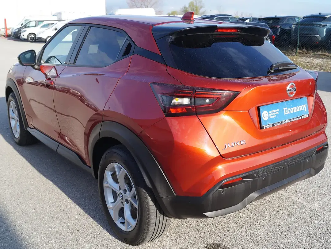 Nissan Juke N-Connecta - Thumbnail 4