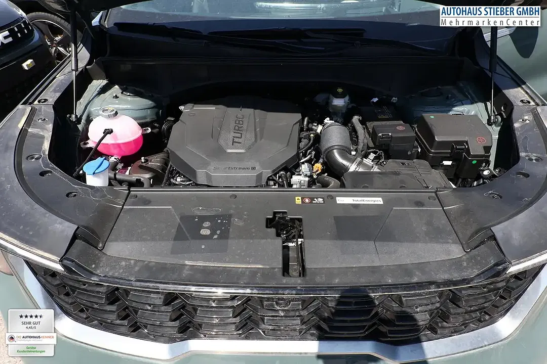 Kia Sorento 4WD - Thumbnail 12