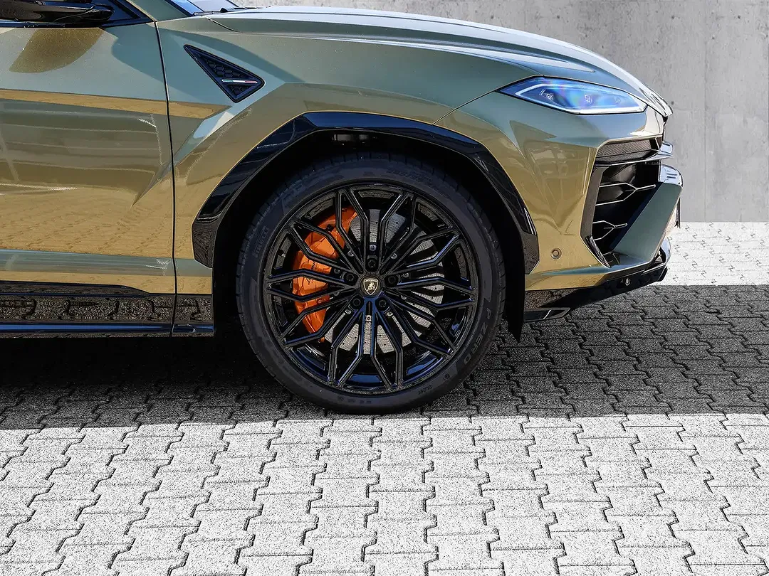 Lamborghini Urus SE - Thumbnail 9