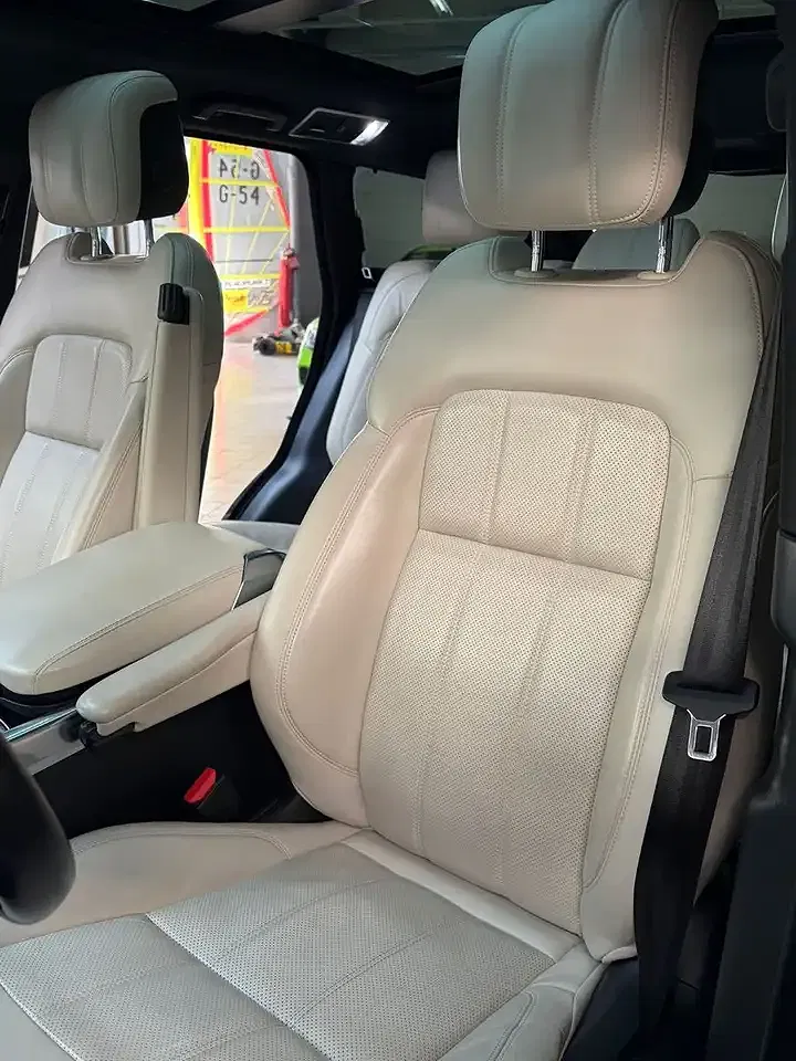 Land Rover Range Rover Sport HSE Dynamic - Thumbnail 12