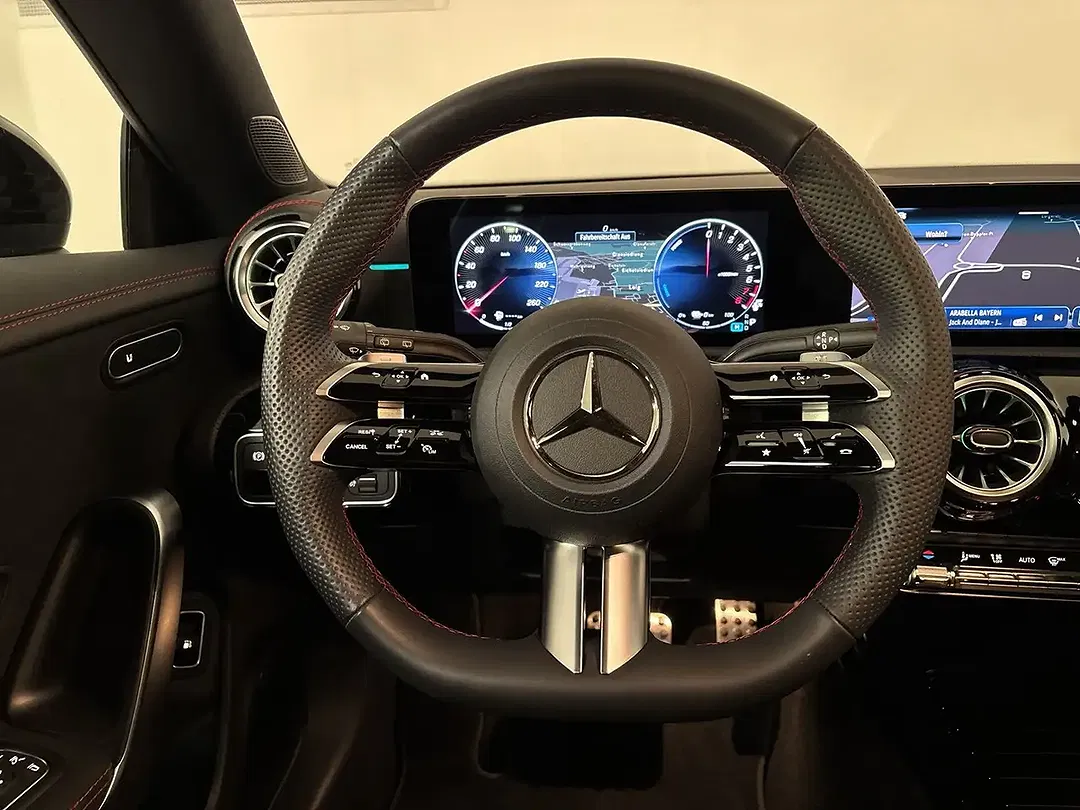 Mercedes-Benz CLA 250 EQ Hybrid - Thumbnail 8