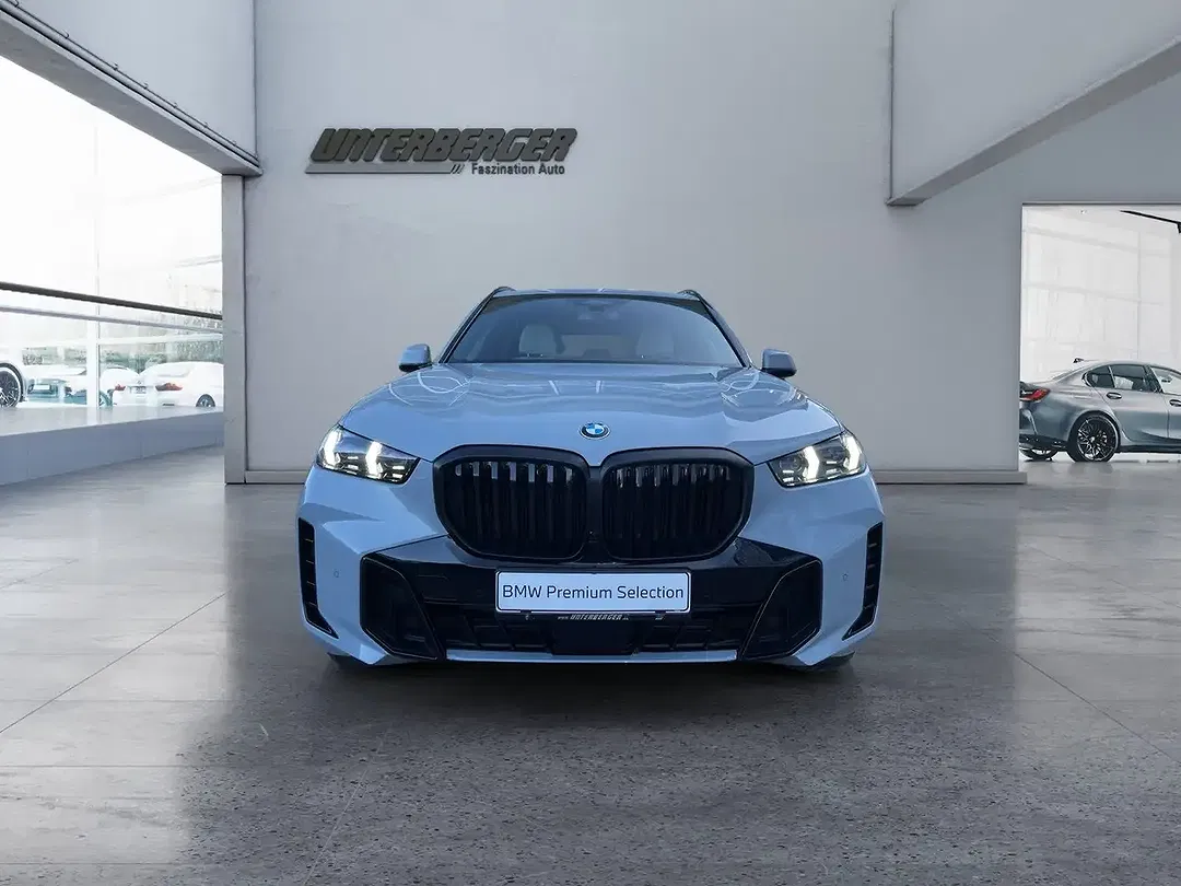 BMW X5 xDrive M - Thumbnail 2