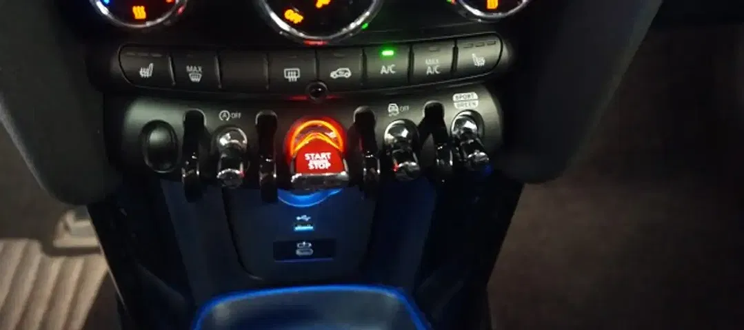 MINI Cooper 1.5 - Thumbnail 13