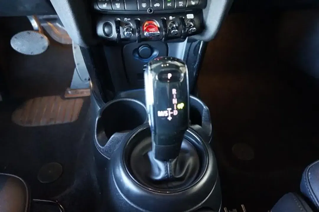 MINI Cooper 1.5 - Thumbnail 14