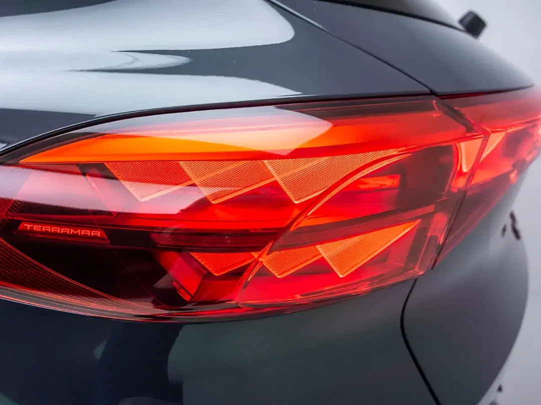 CUPRA Terramar 1.5 PHEV AUT VZ - Thumbnail 11