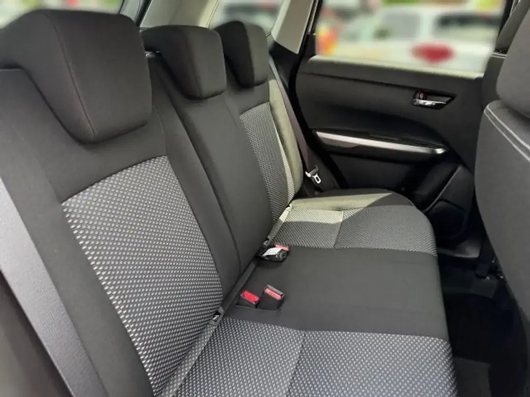Suzuki Vitara Hybrid 1.4 BOOSTERJET AUT Comfort - Thumbnail 18