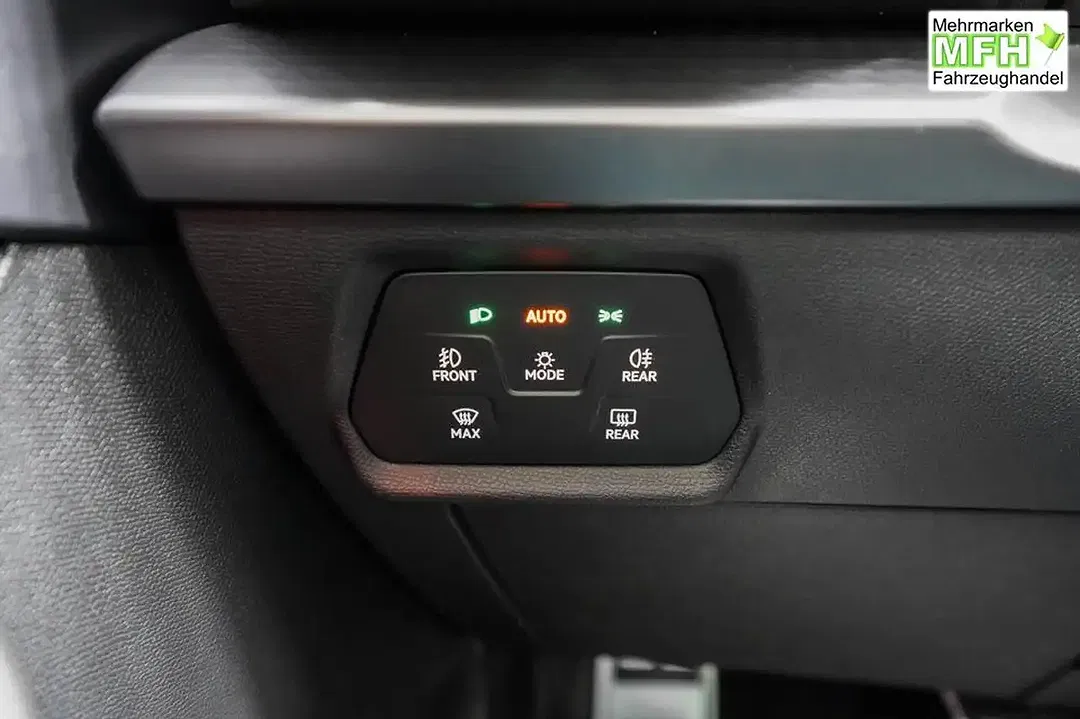 CUPRA Leon 1.5 eTSI DSG Sportstourer - Thumbnail 11