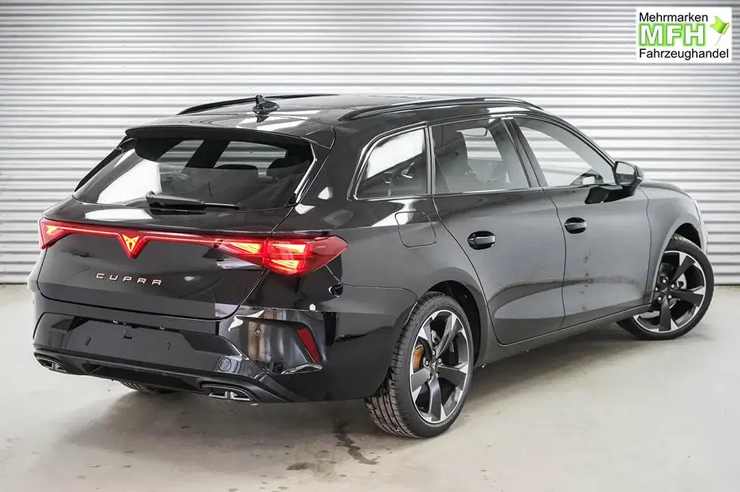 CUPRA Leon 1.5 eTSI DSG Sportstourer - Thumbnail 3
