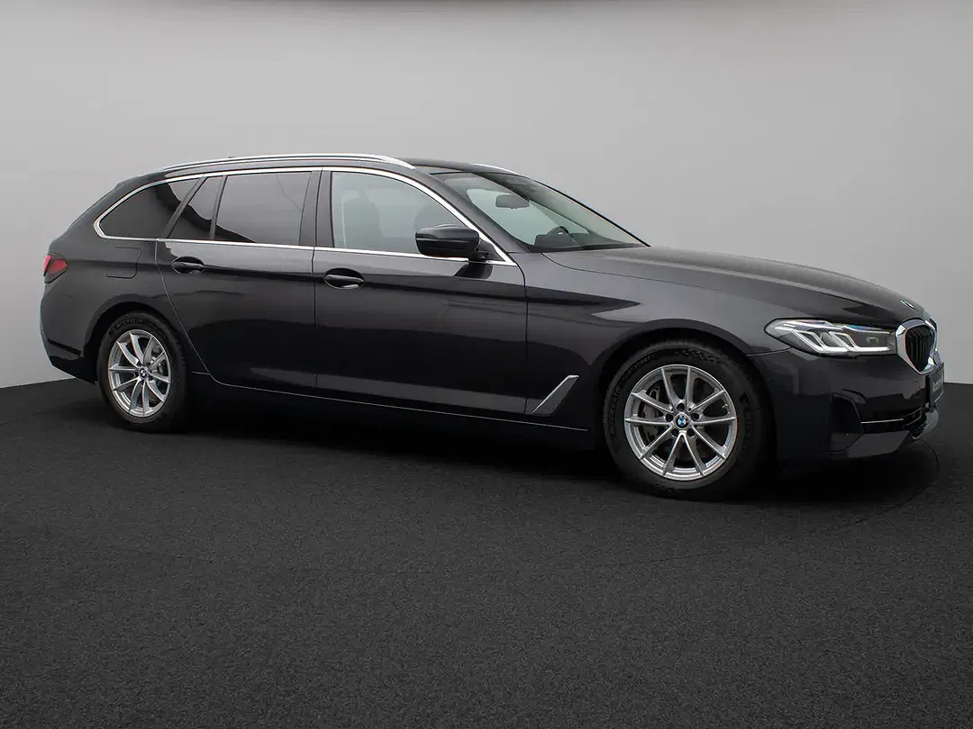 BMW 530 Sport - Thumbnail 3