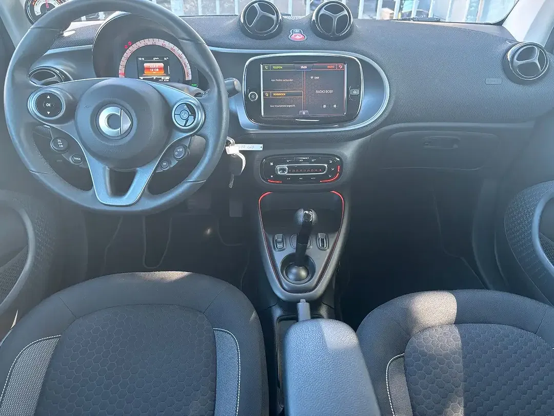 smart forTwo - Thumbnail 11