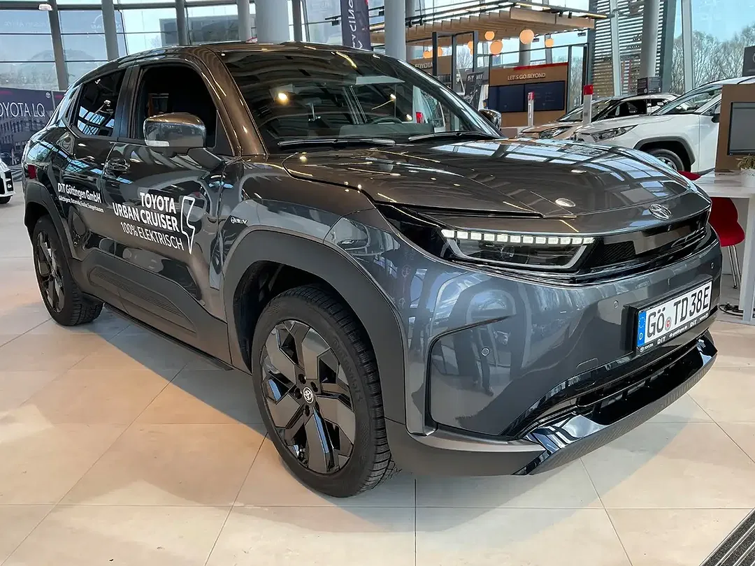 Toyota Urban Cruiser Lounge - Thumbnail 3