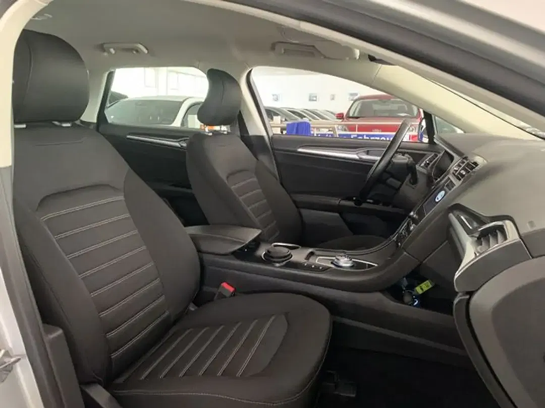 Ford Mondeo 2.0 TDCi - Thumbnail 8
