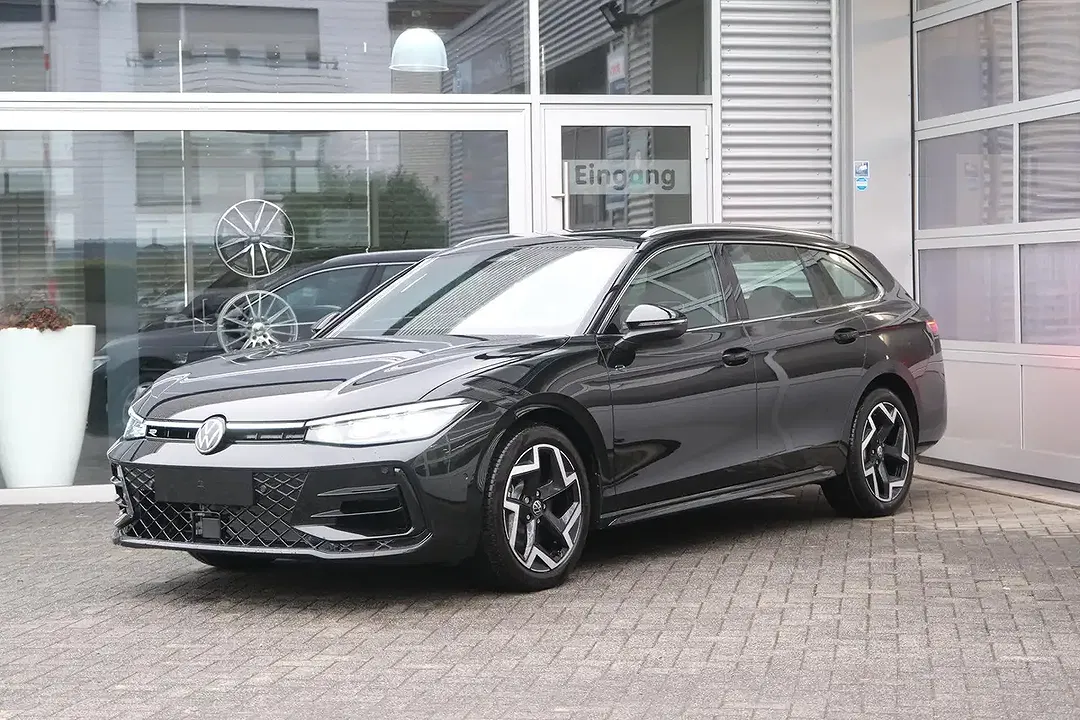 Volkswagen Passat Variant 2.0 TDI DSG 4Motion R-Line Pro - foto 1