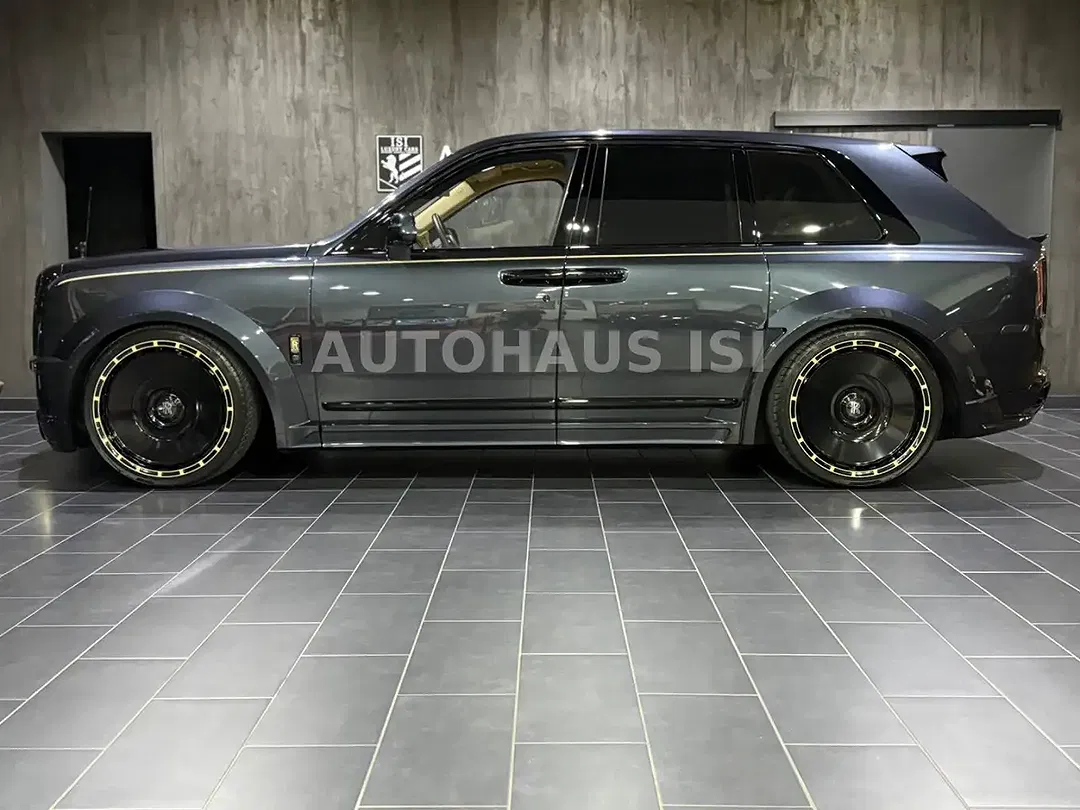 Rolls-Royce Cullinan - Thumbnail 8
