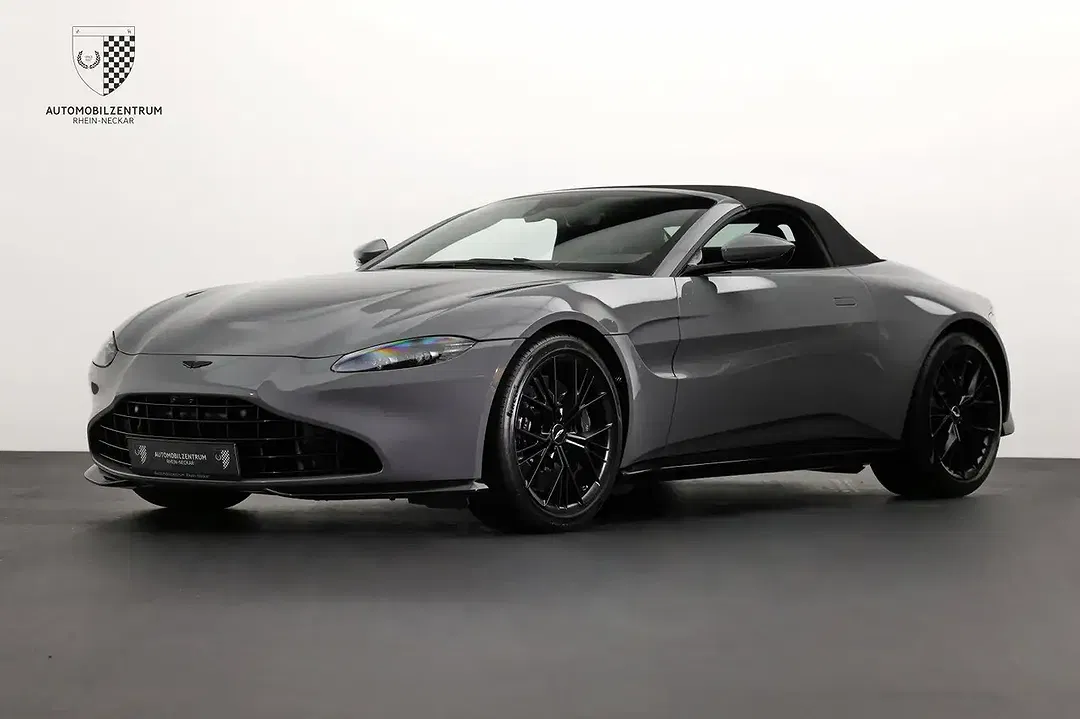 Aston Martin Vantage V8 Roadster - Thumbnail 3